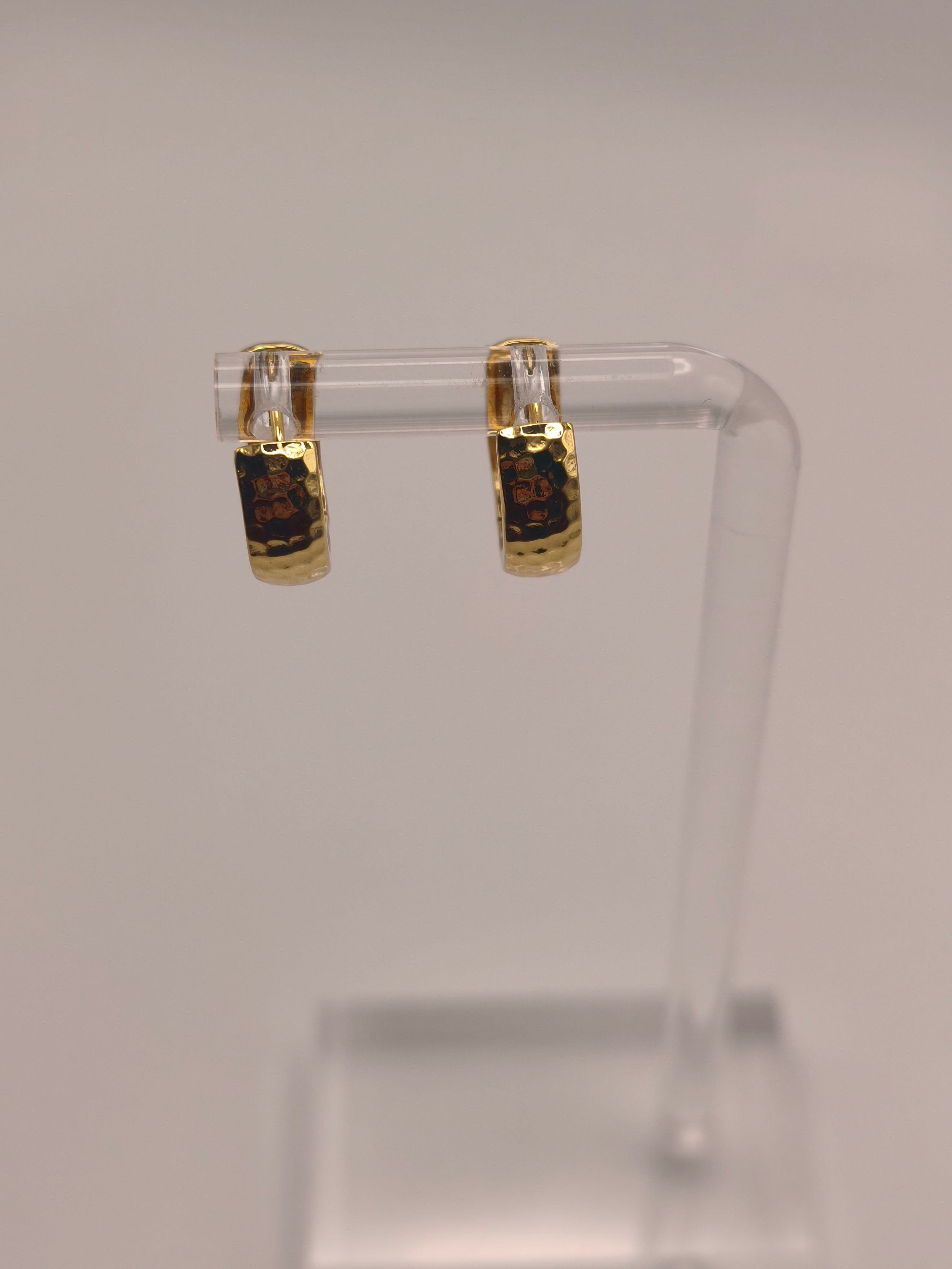 Créoles Martelées Dorées – Acier inoxydable