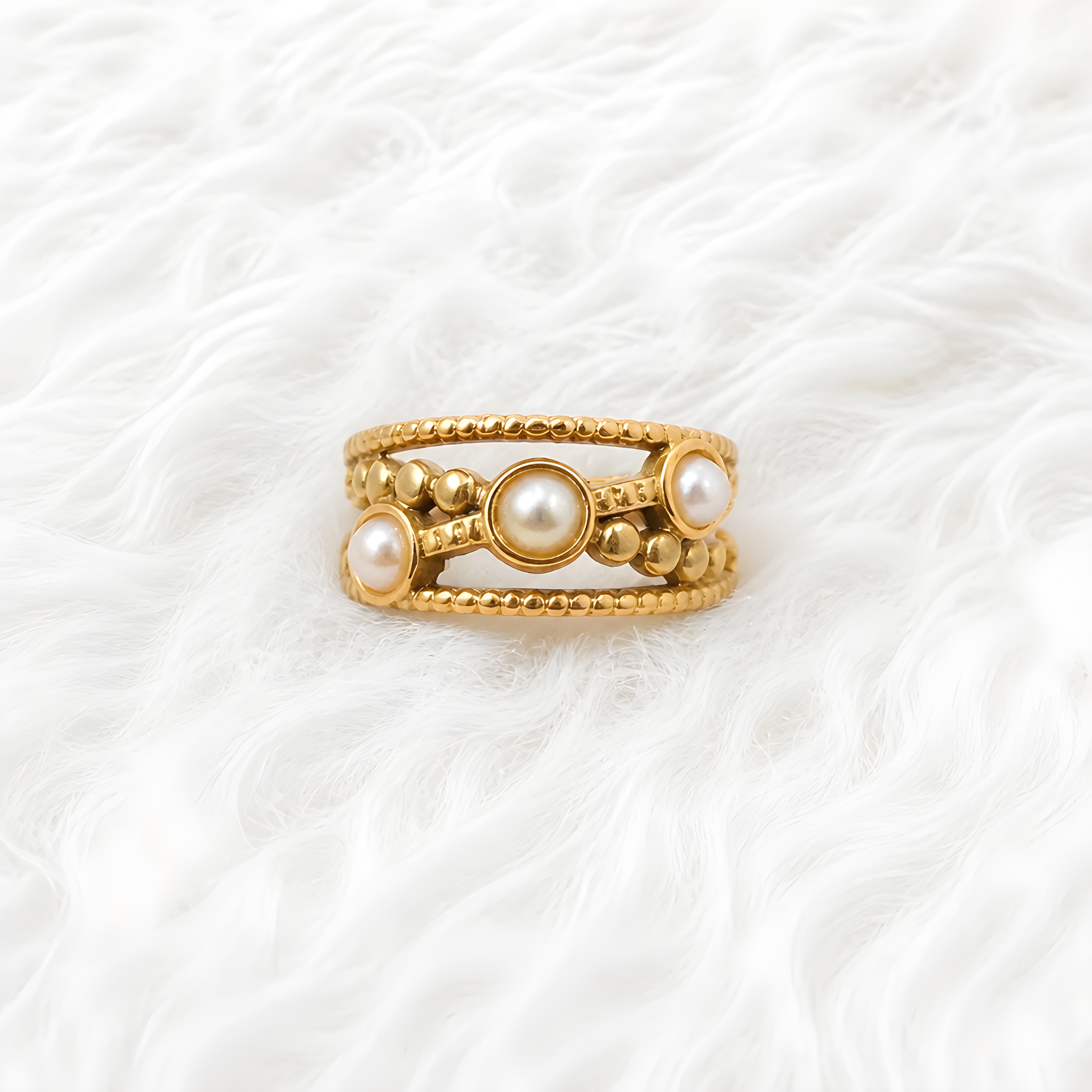 Bague Perles Élégance – Acier inoxydable doré